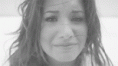 /album/skyscraper/demi-chorando-gif/